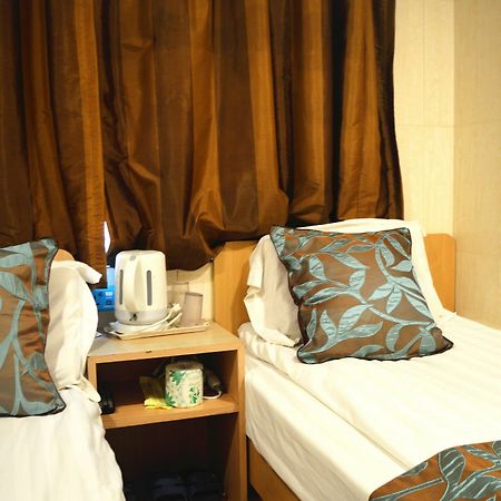 Mong Kok Guo Du Hostel Kowloon  Dış mekan fotoğraf